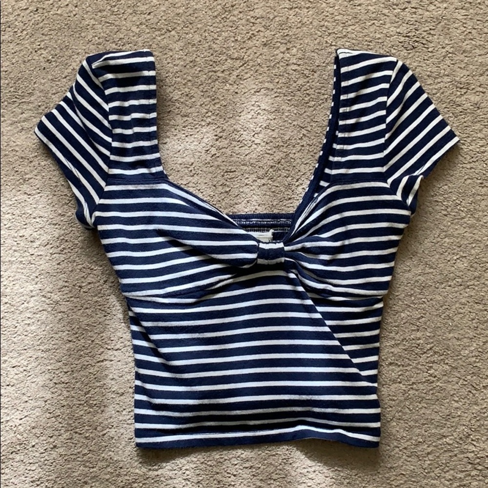 Abercrombie blue white striped crop top size XS